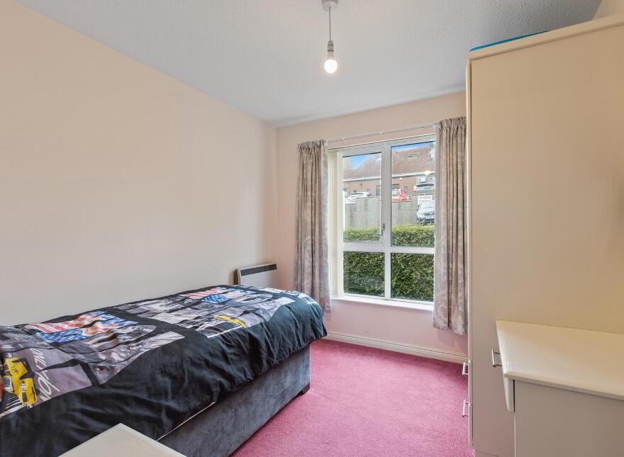 2 St. Helens Court, High Street, Holywood, BT18 9SS