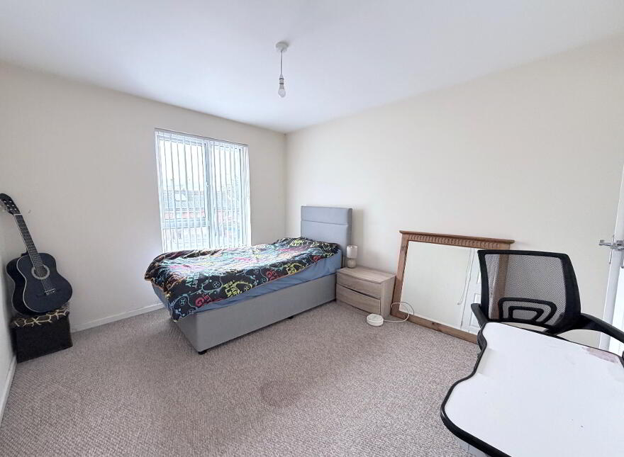 25 Iveagh Drive, Banbridge, BT32 3YE