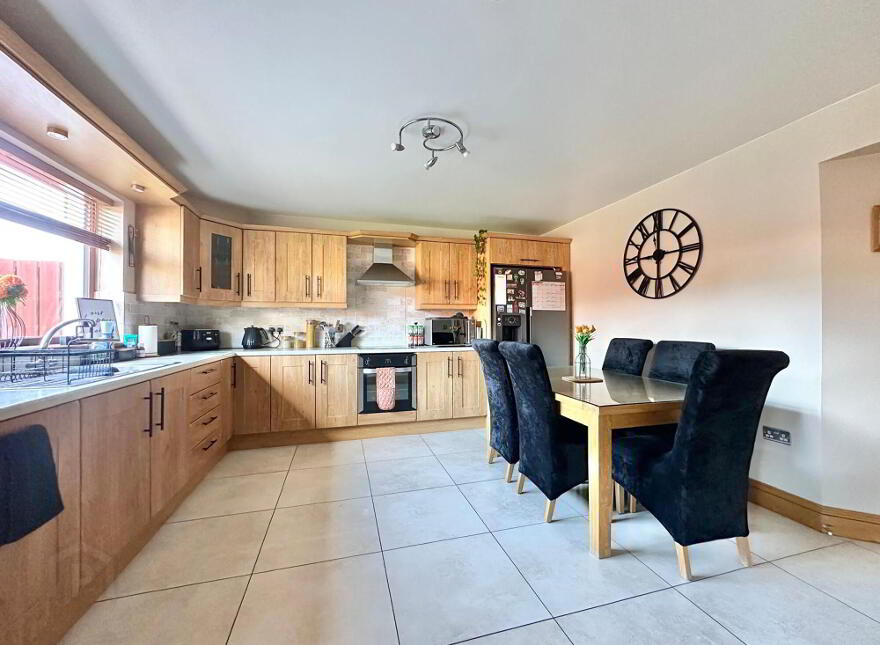 16 Riverdale Park, Portglenone, Ballymena, BT44 8HX