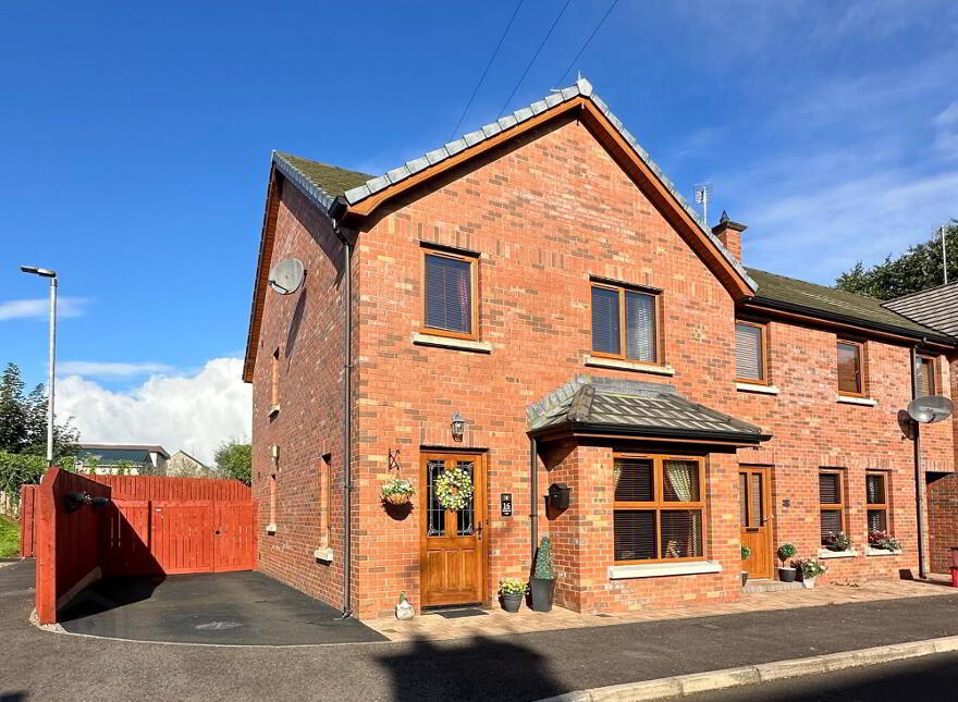16 Riverdale Park, Portglenone, Ballymena, BT44 8HX photo