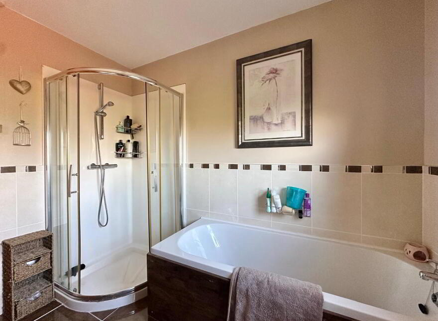 16 Riverdale Park, Portglenone, Ballymena, BT44 8HX