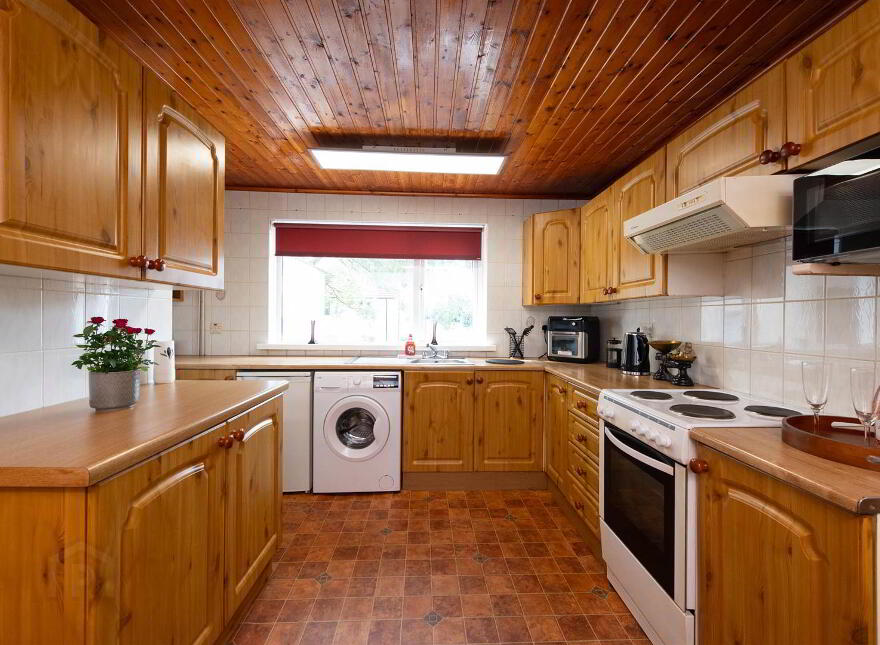 22 Mourne Crescent, Moneyreagh, Newtownards, BT23 6BG