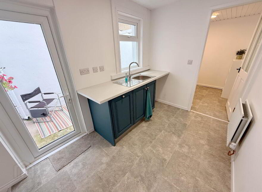 28 Victoria Avenue, Belfast, BT4 1QY