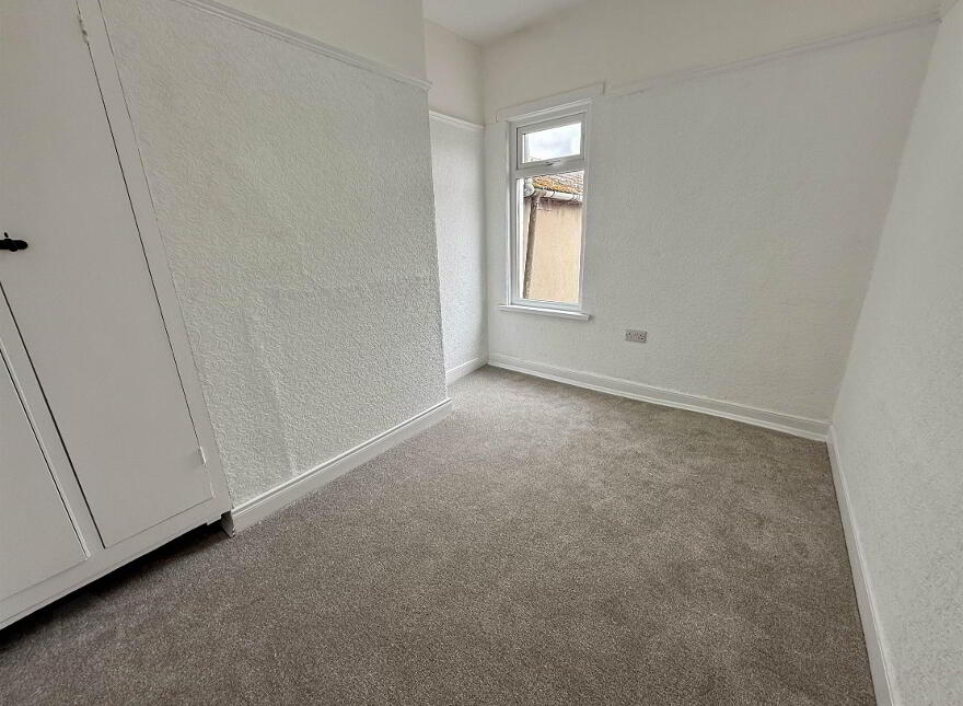 28 Victoria Avenue, Belfast, BT4 1QY
