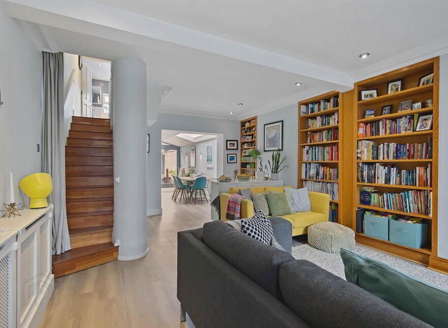 100 Downshire Road, Holywood, BT18 9LY