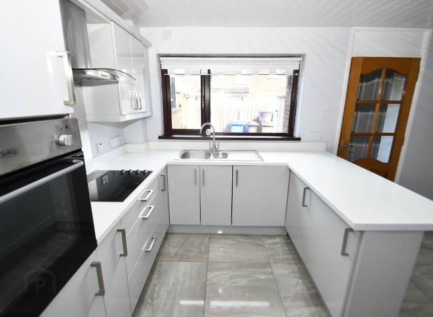 11 Glencolin Court, Belfast, BT11 8PS