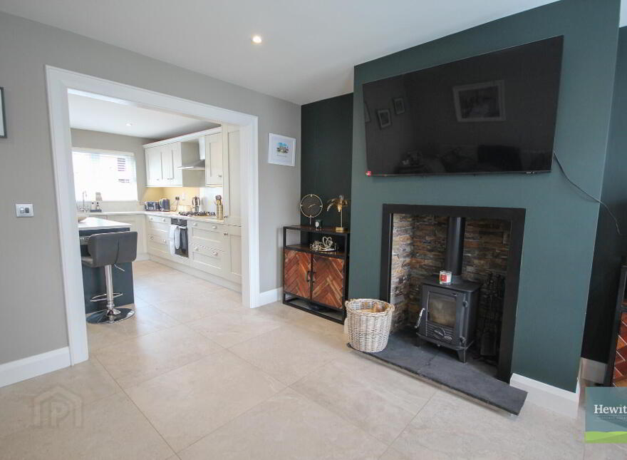 31 Dromliskin Court, Newry, BT35 7FU