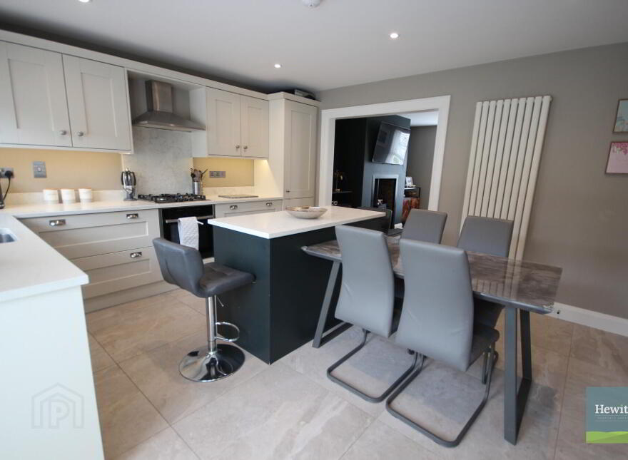 31 Dromliskin Court, Newry, BT35 7FU