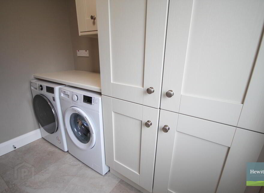 31 Dromliskin Court, Newry, BT35 7FU