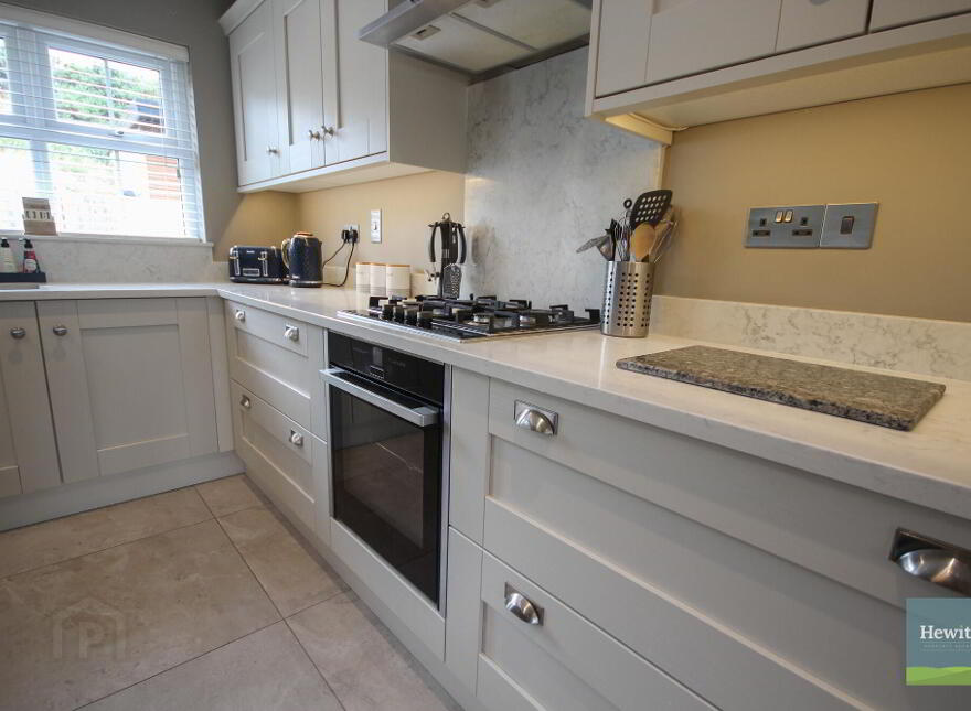 31 Dromliskin Court, Newry, BT35 7FU