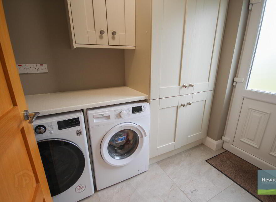 31 Dromliskin Court, Newry, BT35 7FU