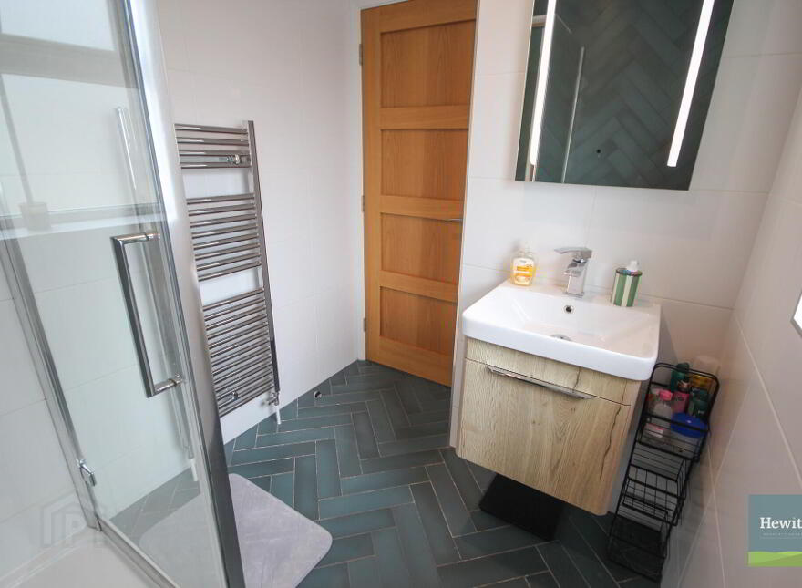 31 Dromliskin Court, Newry, BT35 7FU