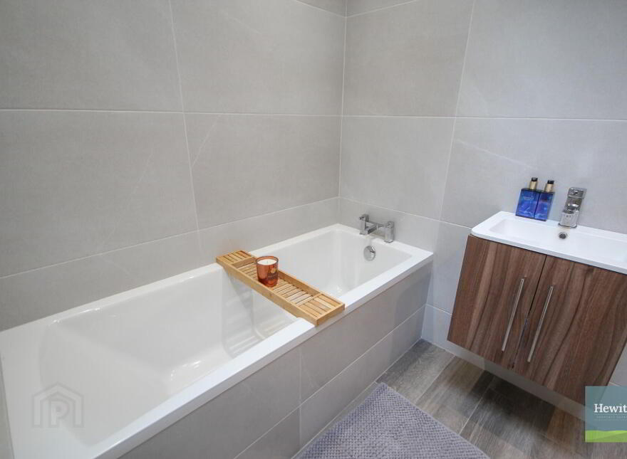 31 Dromliskin Court, Newry, BT35 7FU
