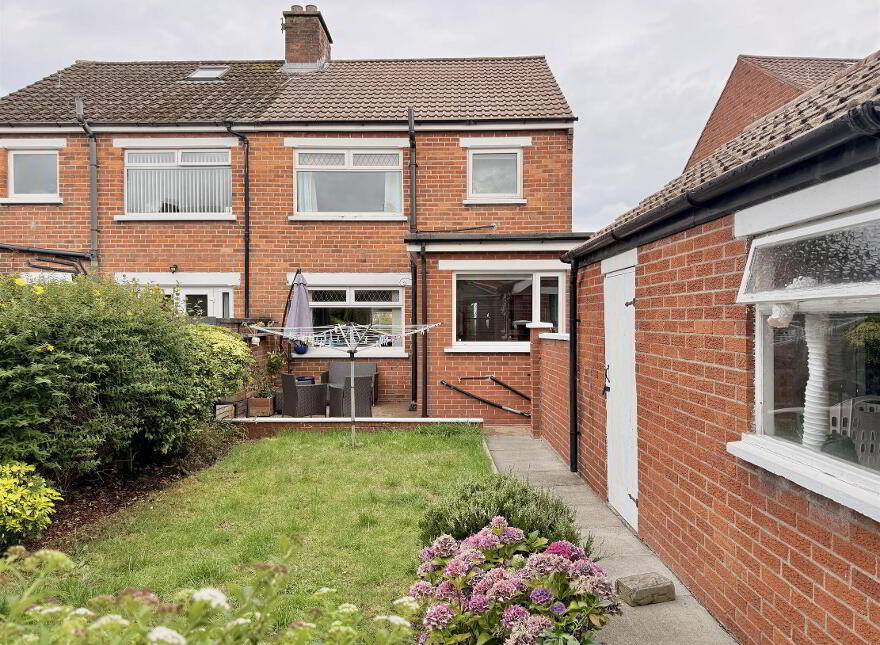 15 Hillburn Park, Cregagh, Belfast, BT6 9PF