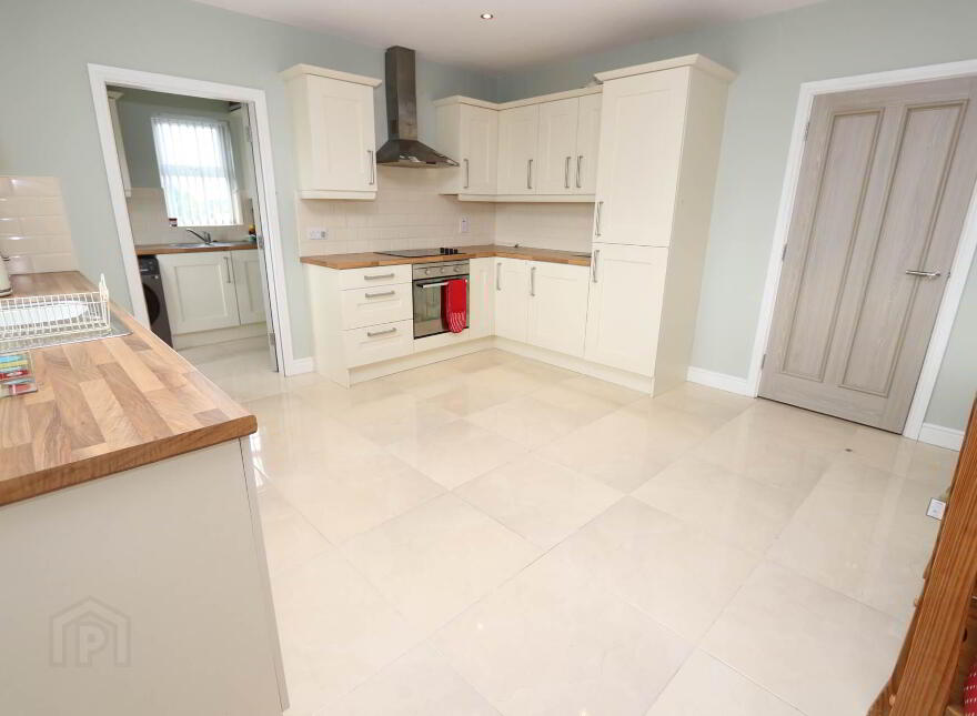 44 Carnwood, Lisnaskea, BT92 0LF