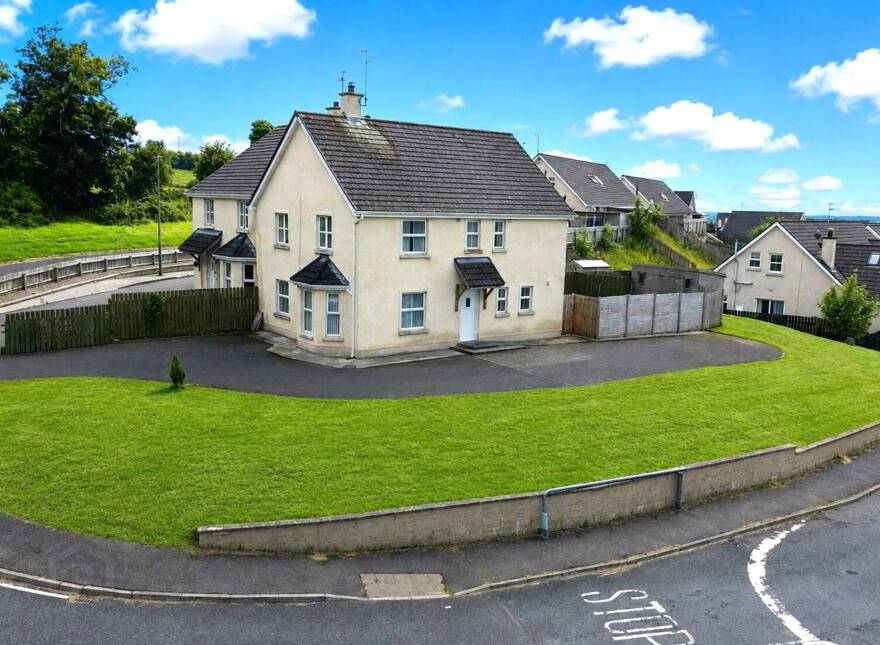 44 Carnwood, Lisnaskea, BT92 0LF