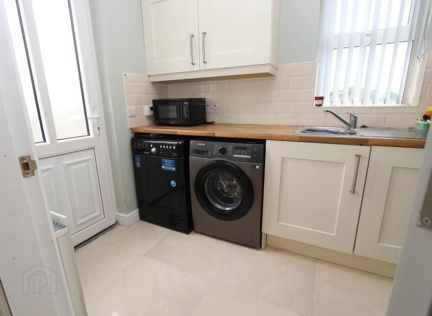 44 Carnwood, Lisnaskea, BT92 0LF