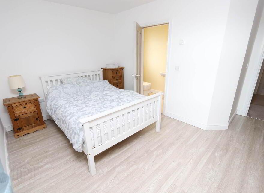 44 Carnwood, Lisnaskea, BT92 0LF