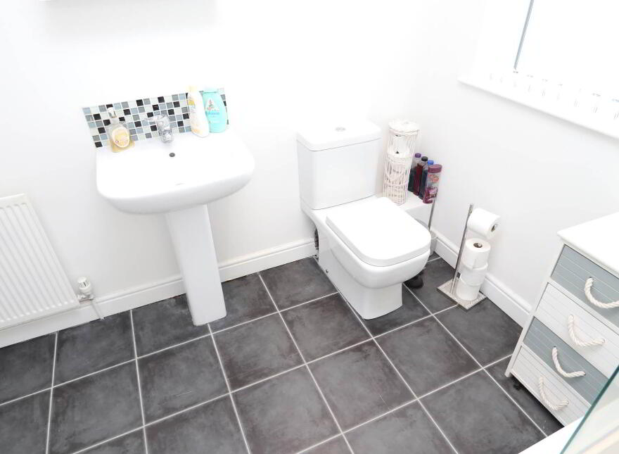 44 Carnwood, Lisnaskea, BT92 0LF