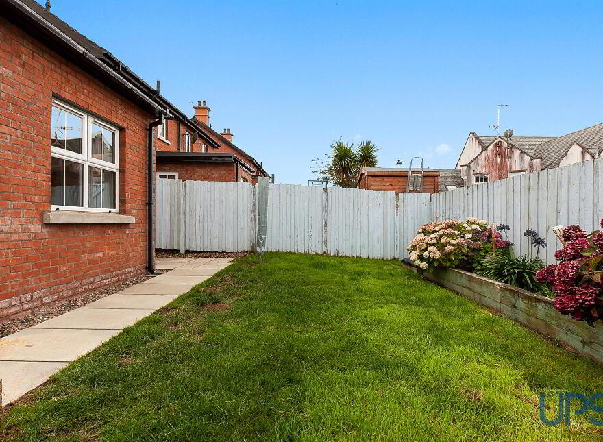 15 Lady Wallace Brae, Lisburn, BT28 3WN