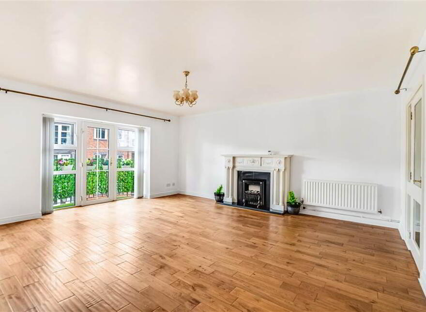 18 Glenburn Ford, Dunmurry, Belfast, BT17 9BF
