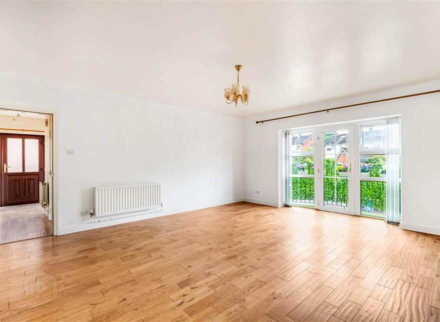18 Glenburn Ford, Dunmurry, Belfast, BT17 9BF