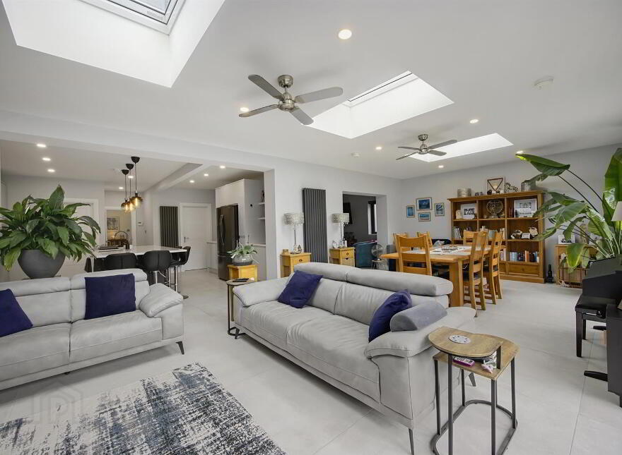 88 Ballyskeagh Road, Drumbeg, Belfast, BT17 9LL