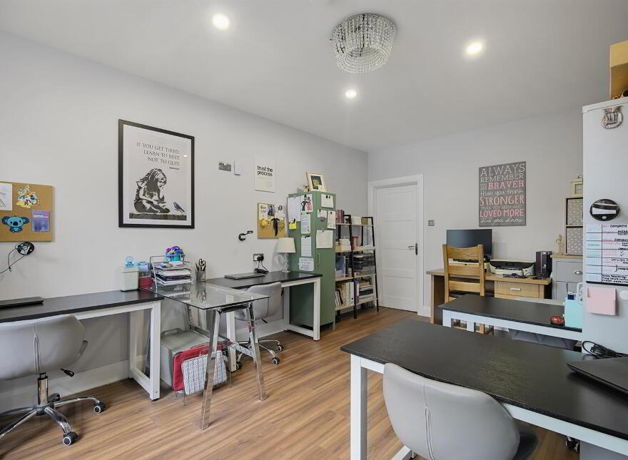 88 Ballyskeagh Road, Drumbeg, Belfast, BT17 9LL