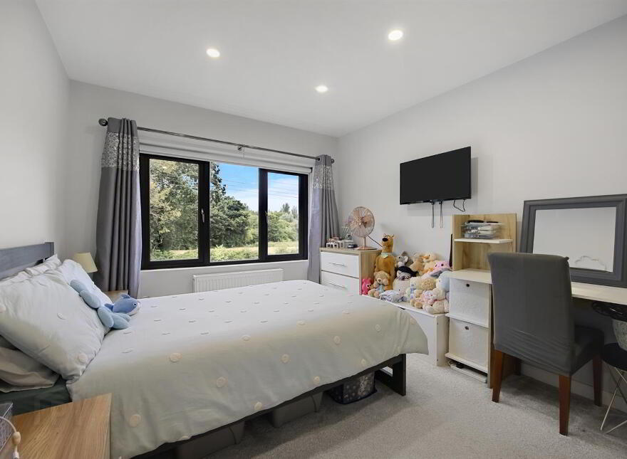 88 Ballyskeagh Road, Drumbeg, Belfast, BT17 9LL