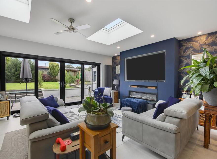 88 Ballyskeagh Road, Drumbeg, Belfast, BT17 9LL