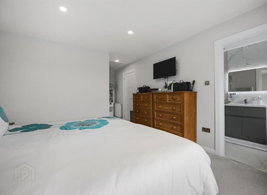 88 Ballyskeagh Road, Drumbeg, Belfast, BT17 9LL