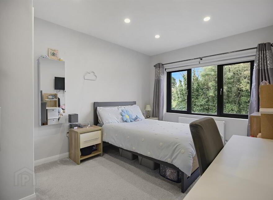 88 Ballyskeagh Road, Drumbeg, Belfast, BT17 9LL