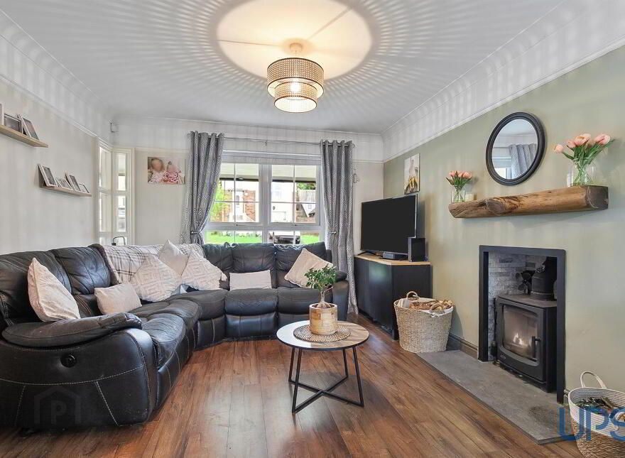 66 Lagmore Glen, Stewartstown Road, Belfast, BT17 0WJ