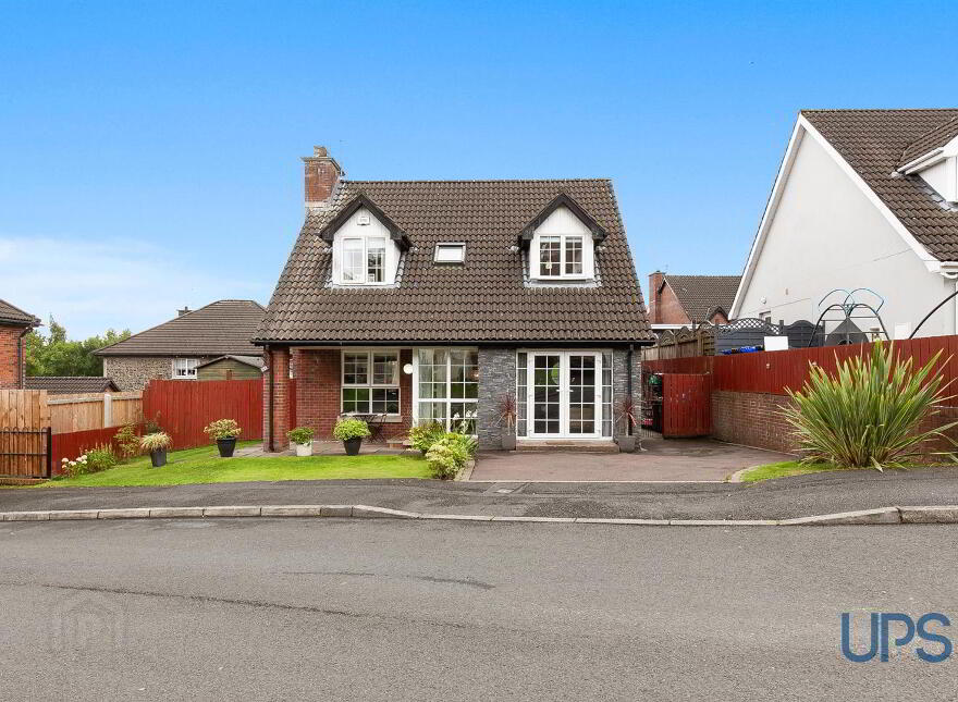 66 Lagmore Glen, Stewartstown Road, Belfast, BT17 0WJ