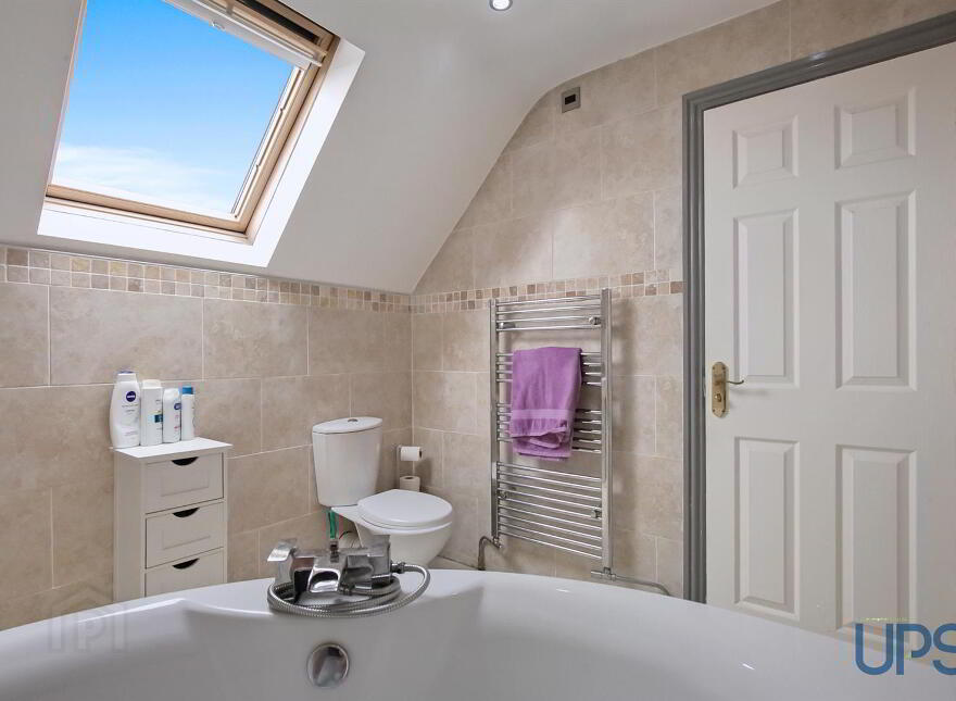 66 Lagmore Glen, Stewartstown Road, Belfast, BT17 0WJ