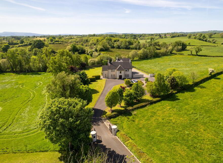 Le Touessrok, 38 Gardeners Cross Road, Enniskillen, Maguiresbridge, BT94 4PY