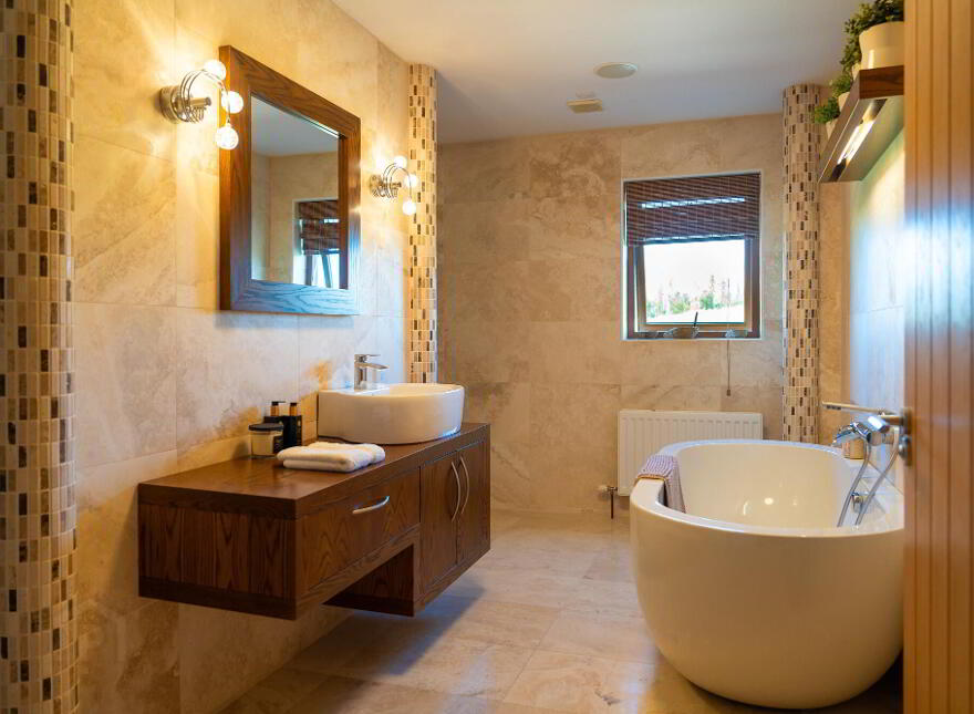 Le Touessrok, 38 Gardeners Cross Road, Enniskillen, Maguiresbridge, BT94 4PY