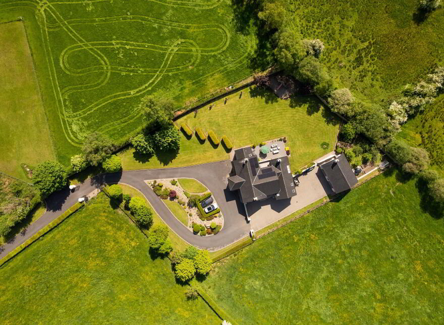 Le Touessrok, 38 Gardeners Cross Road, Enniskillen, Maguiresbridge, BT94 4PY