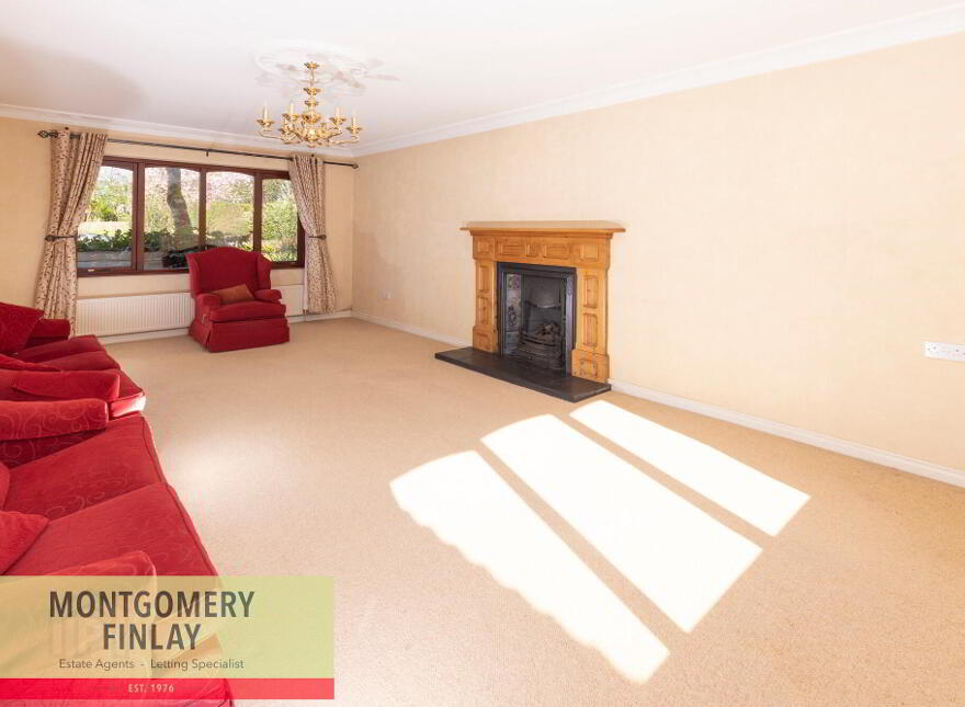 2 Castle Wood, Enniskillen, BT74 6BF
