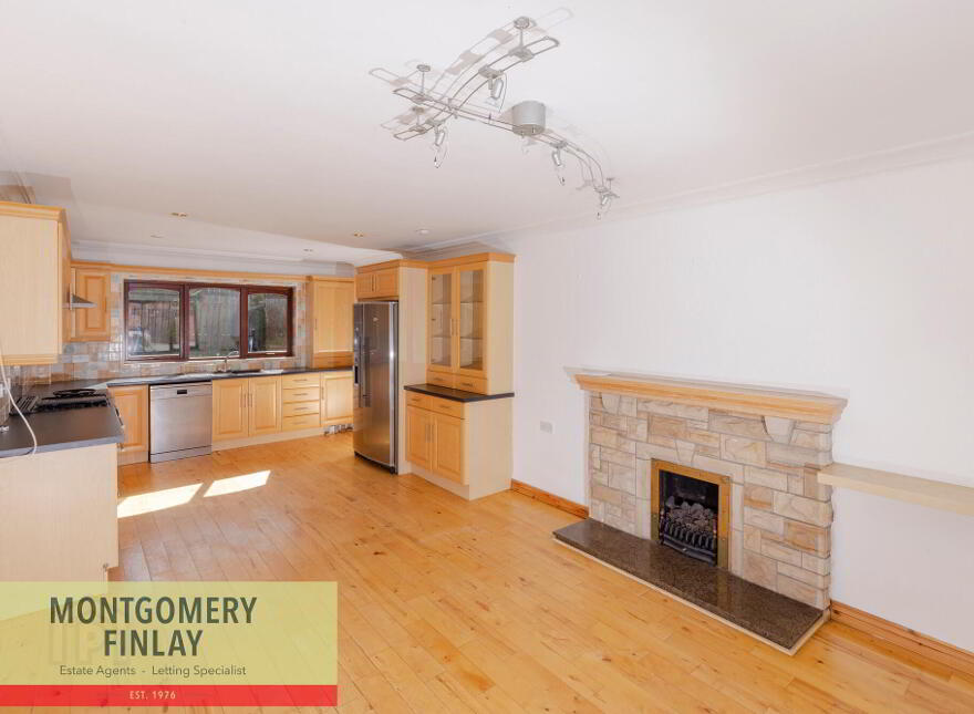 2 Castle Wood, Enniskillen, BT74 6BF