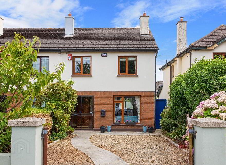 8 Avondale Lawn, Blackrock, Blackrock, A94NH73 photo