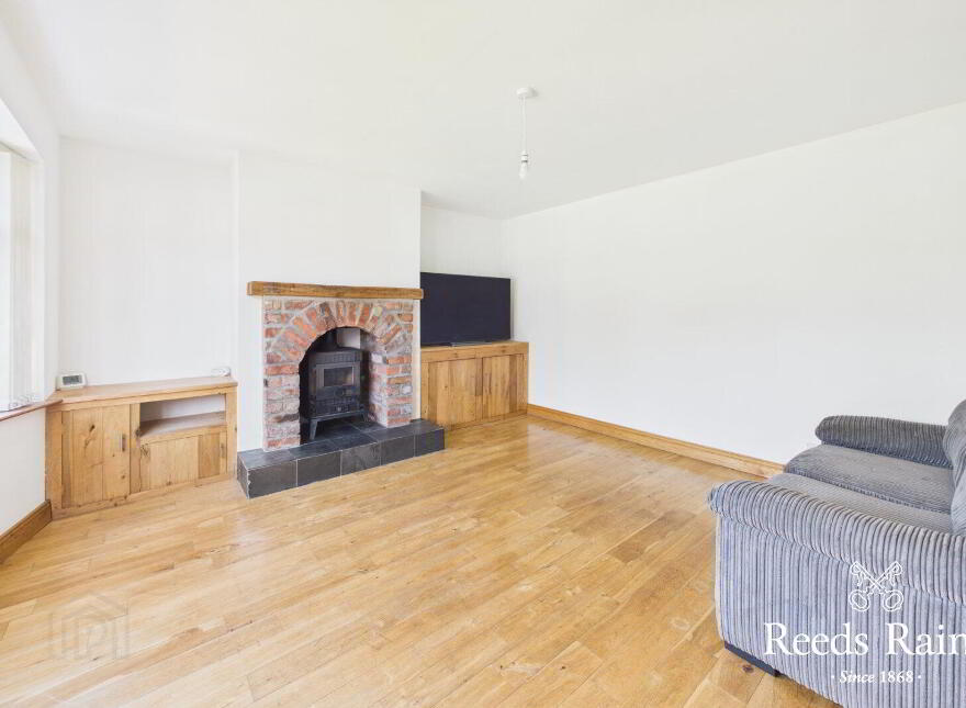 8 Cloverhill Green, Bangor, BT19 6FB