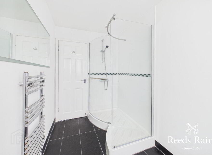 8 Cloverhill Green, Bangor, BT19 6FB