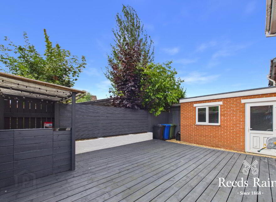 8 Cloverhill Green, Bangor, BT19 6FB