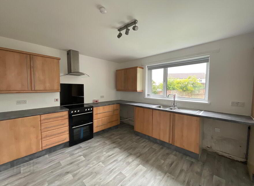 8 Silverstream Parade, Belfast, BT14 8GR