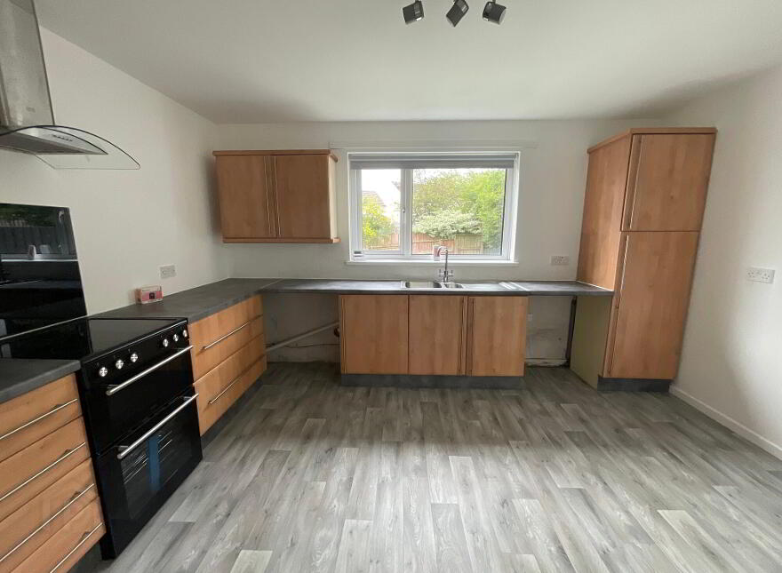 8 Silverstream Parade, Belfast, BT14 8GR