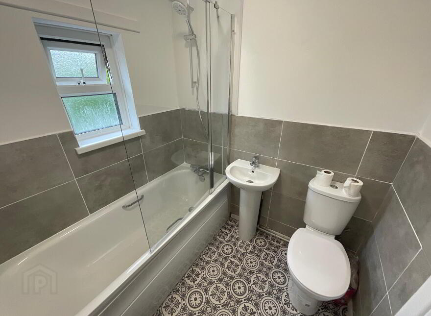 8 Silverstream Parade, Belfast, BT14 8GR