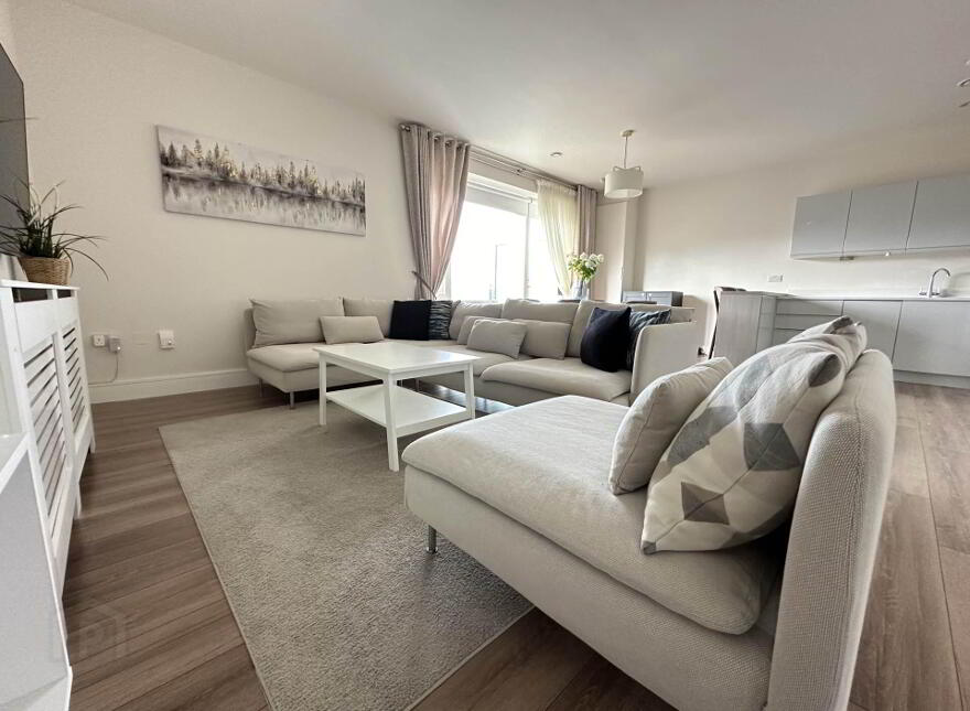 11 Larkfield Hall, Leopardstown, Dublin, D18P27K