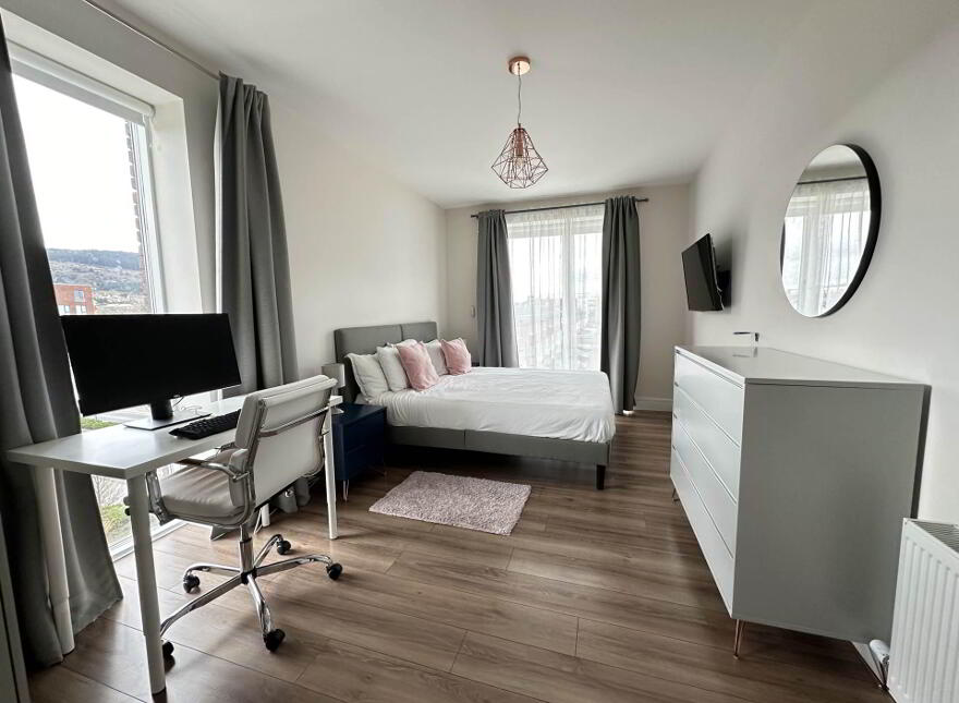 11 Larkfield Hall, Leopardstown, Dublin, D18P27K