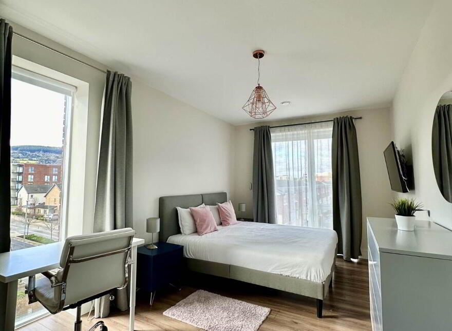 11 Larkfield Hall, Leopardstown, Dublin, D18P27K